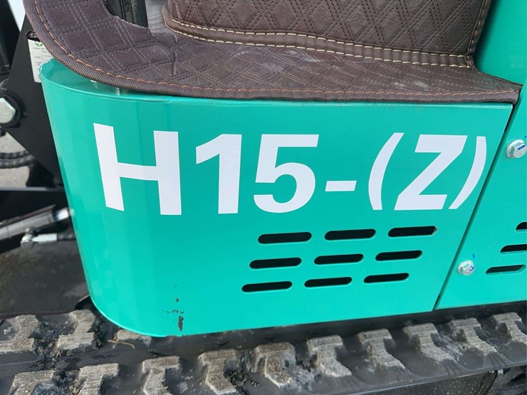 2025-agt-h15z-mini-excavator-image-12