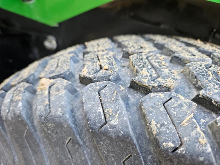 2021-john-deere-1600-turbo-image-42