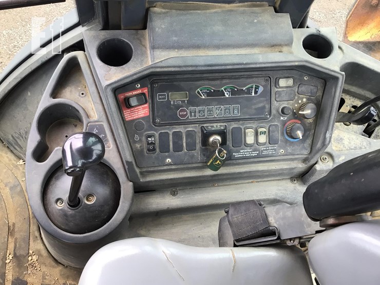 2004-deere-310g-image-14