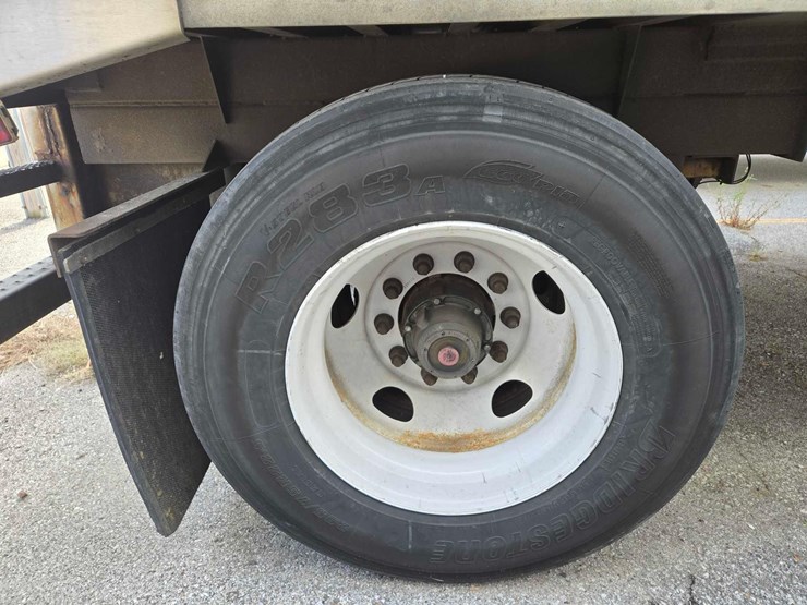 2012-great-dane-trailer-image-5