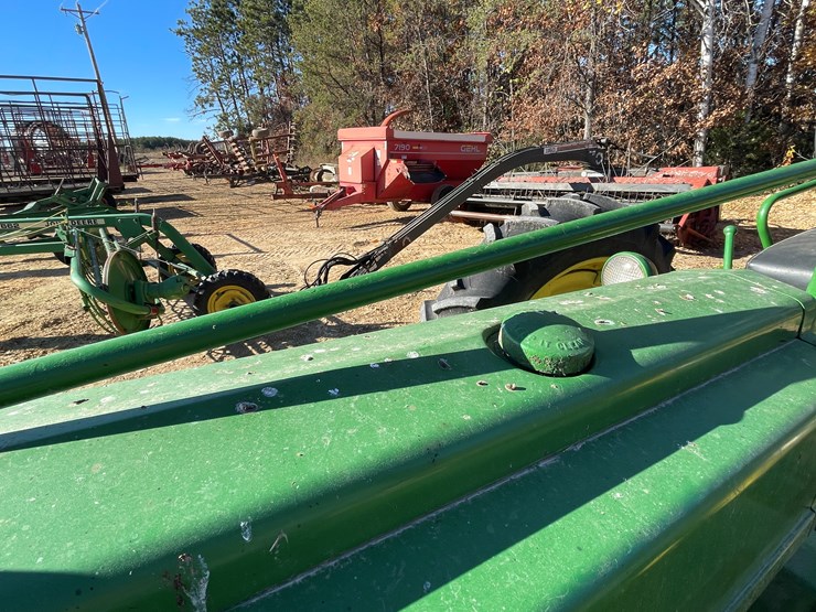 john-deere-b-image-39