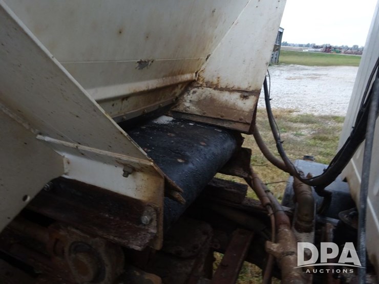 2002-international-2554-image-37