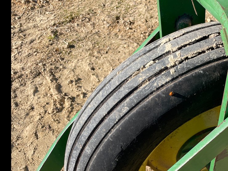 john-deere-662-image-26