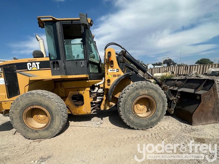 2006-caterpillar-it38g-image-3