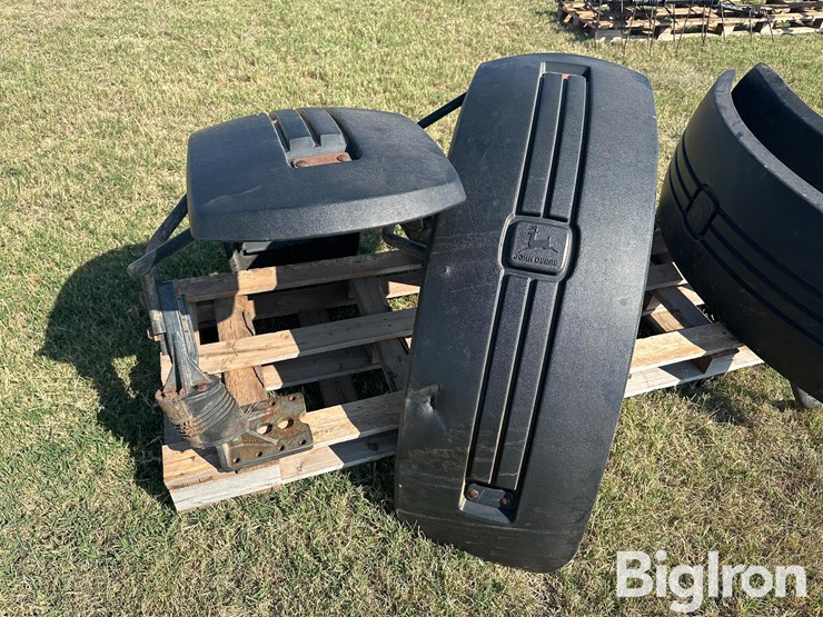 john-deere-8210-image-12