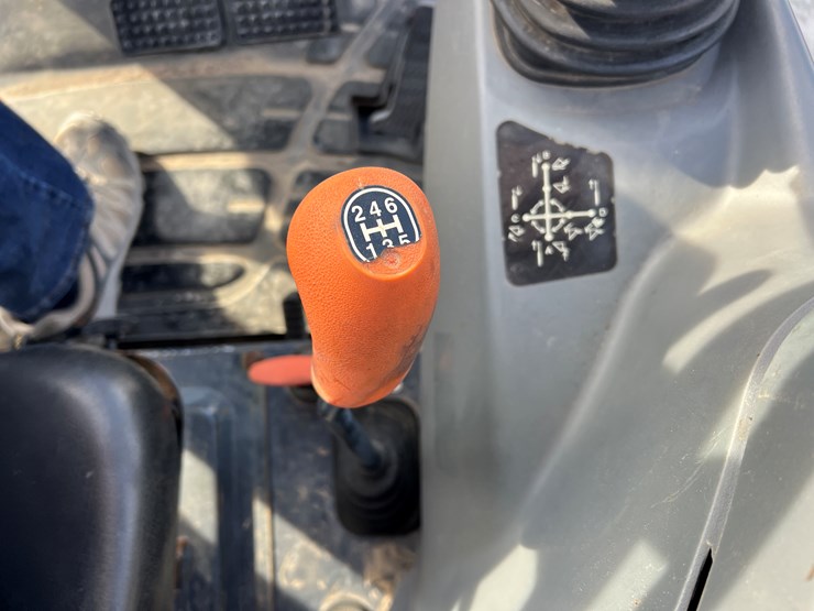 massey-ferguson-4608-image-16