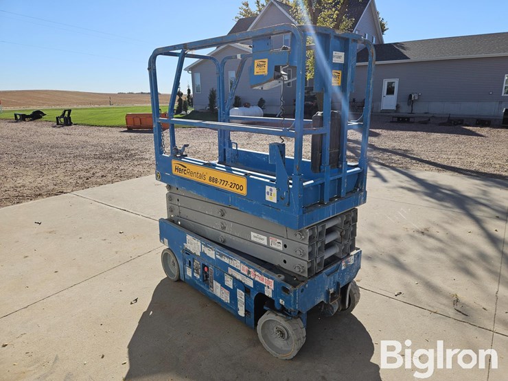 2017-genie-gs1930-image-4