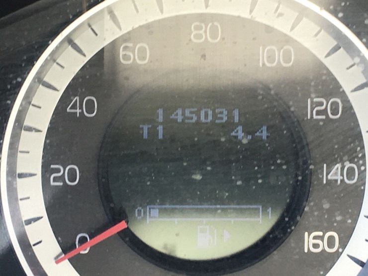 2012-volvo-xc60-image-5