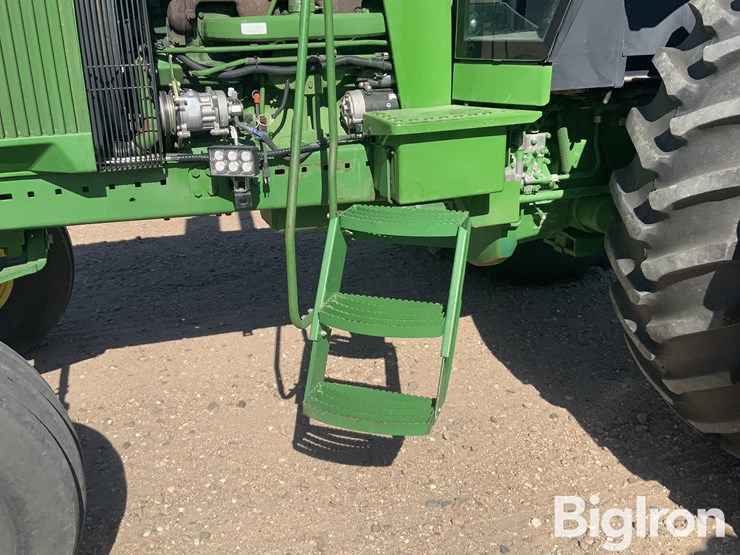 1990-john-deere-4555-image-16