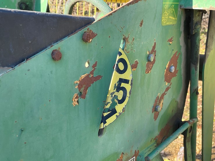 john-deere-336-image-24