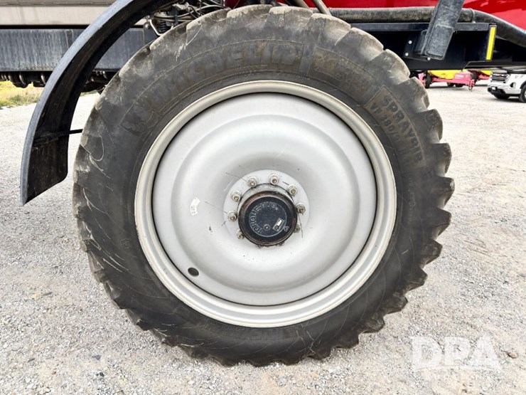 2019-case-ih-patriot-4440-image-70