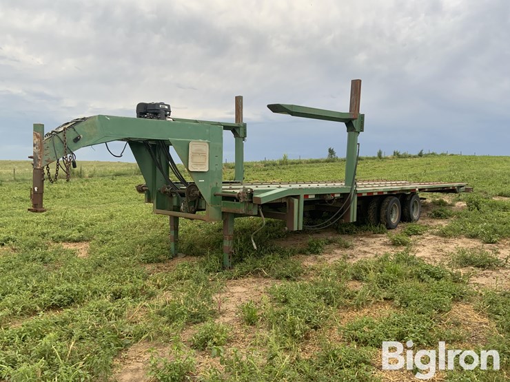 gooseneck-bale-accumulator-image-1