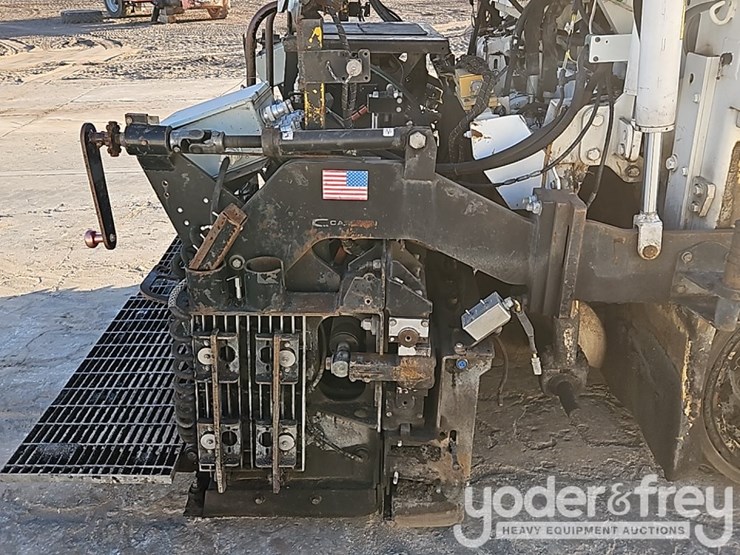 2015-caterpillar-ap-655d-image-24