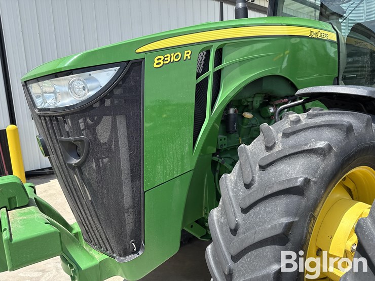 2011-john-deere-8310r-image-16