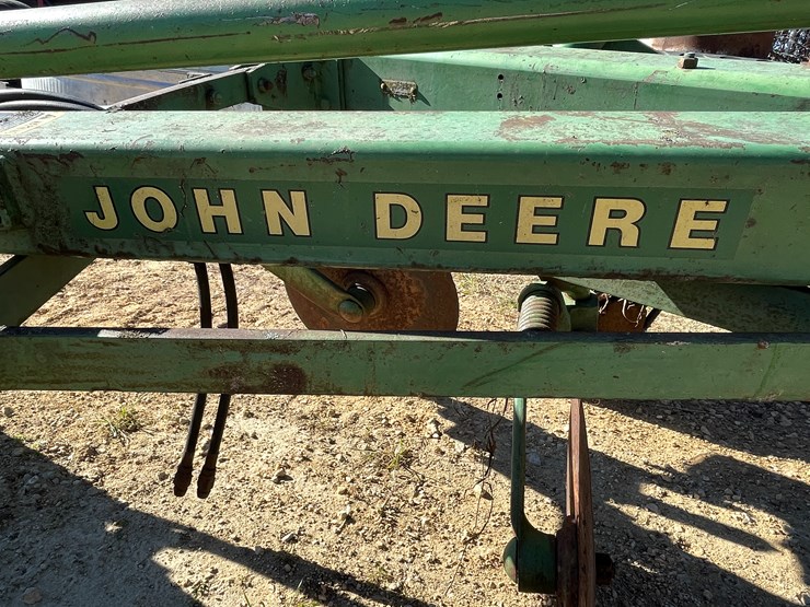 john-deere-2500-image-35
