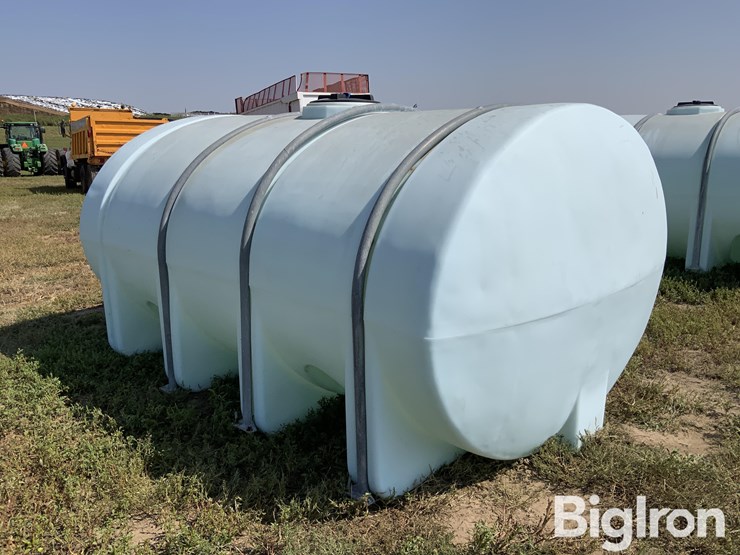 2550-gallon-poly-tank-image-7