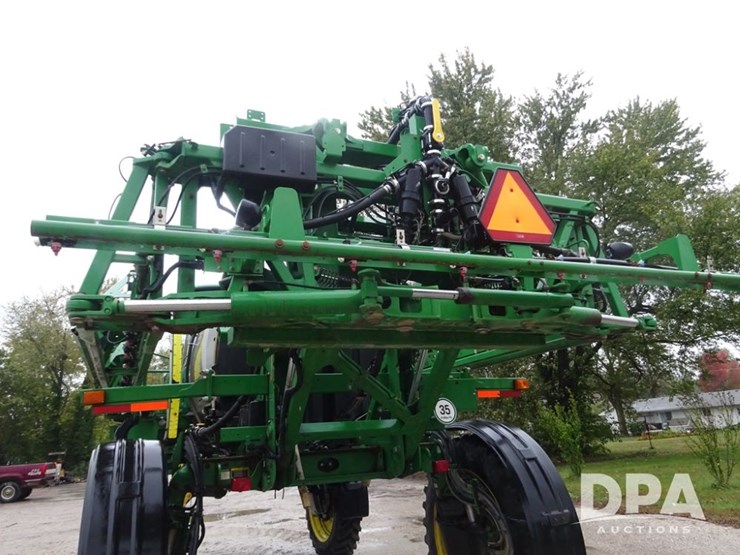 2015-john-deere-r4038-image-70