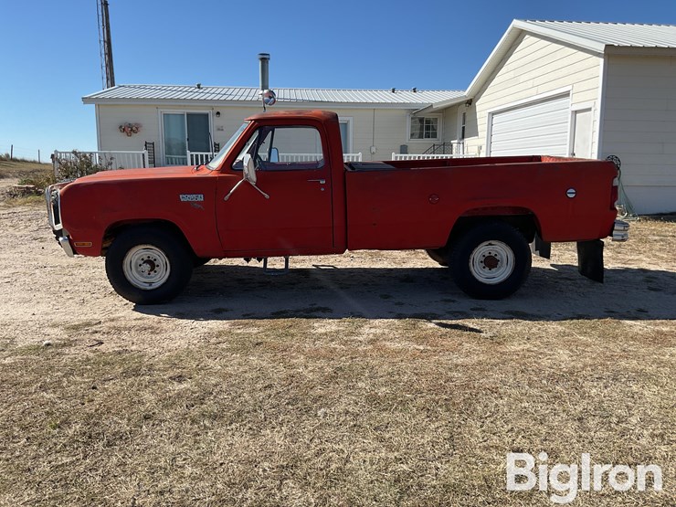 1980-dodge-power-wagon-image-8