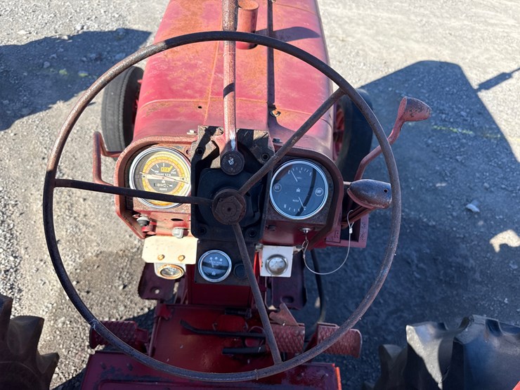 1965-international-706-image-32