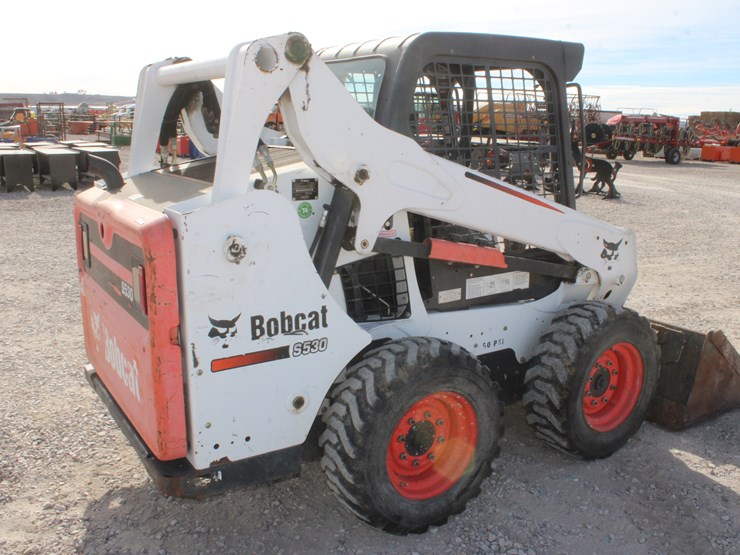 2015-bobcat-s530-image-40