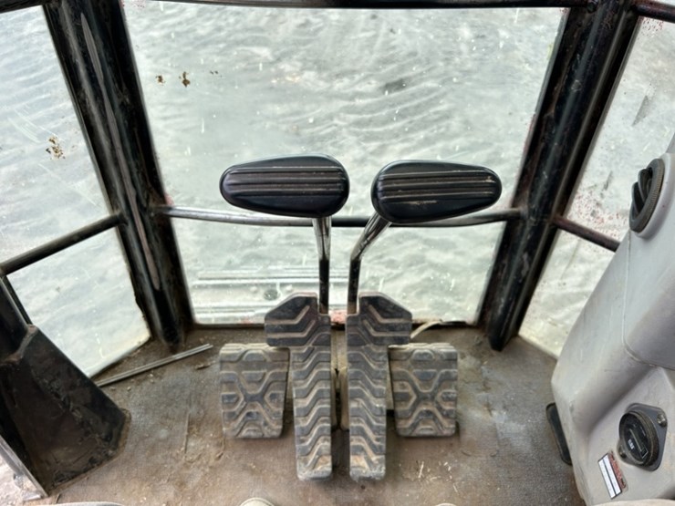 caterpillar-320c-image-41