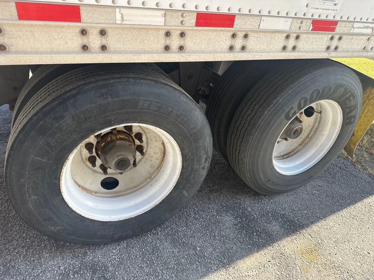 2012-great-dane-refrigerated-image-6