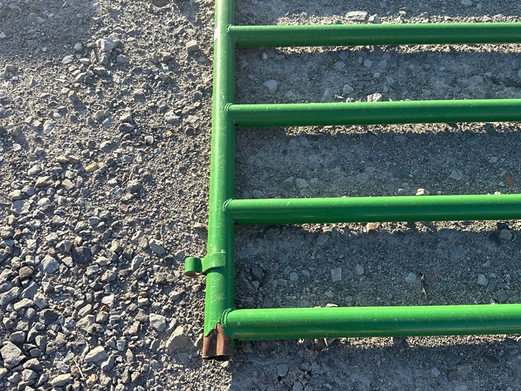 john-deere-16-image-6