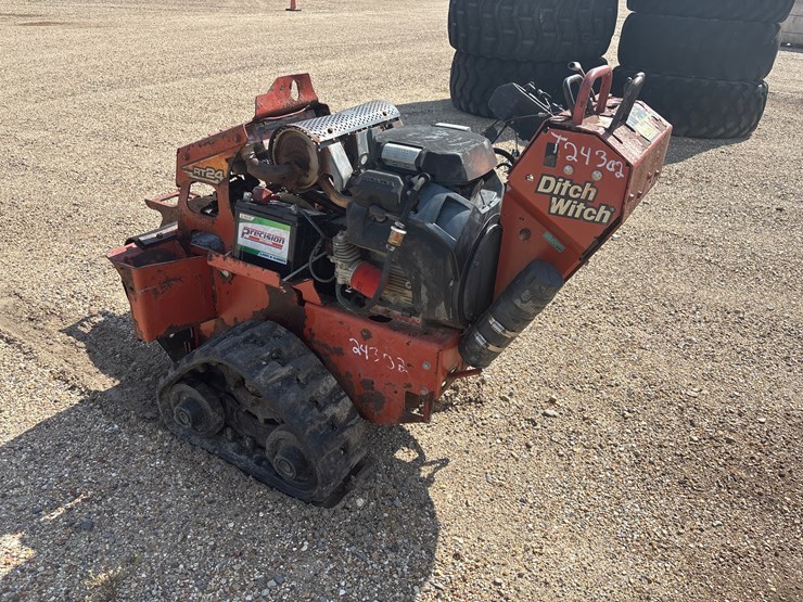 ditch-witch-rt24-image-4