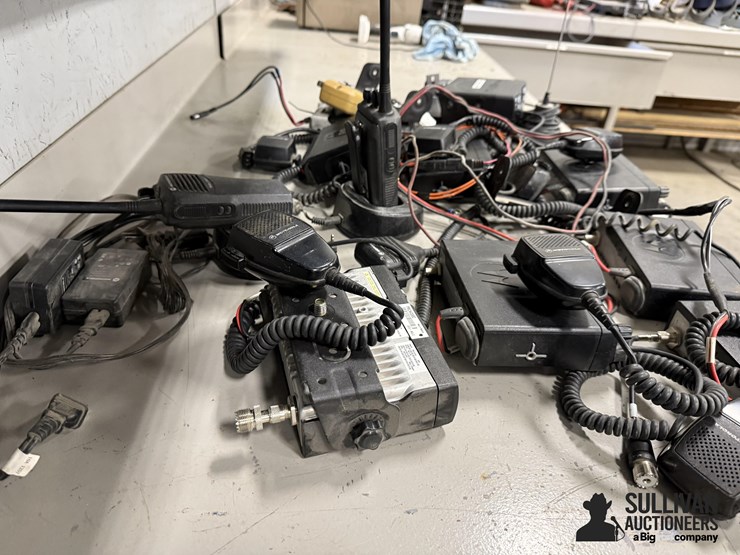 2-way-radios-image-6