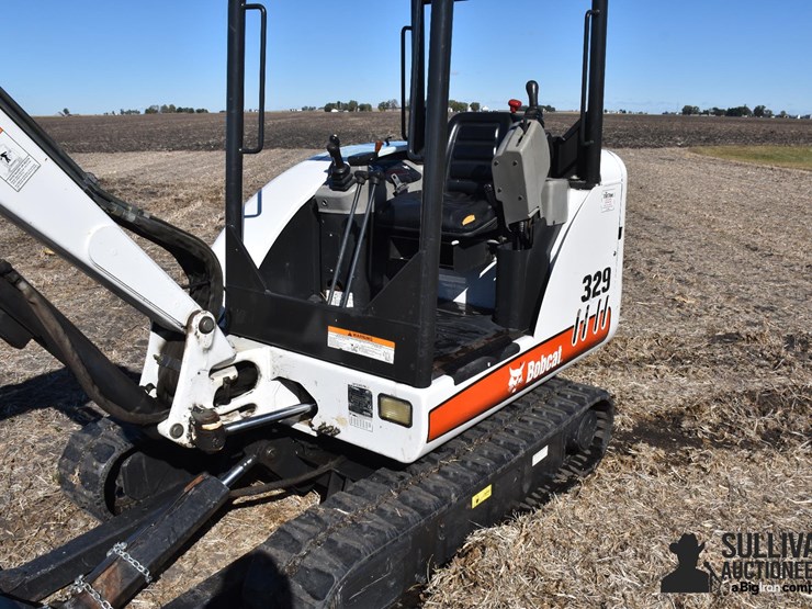 2007-bobcat-329g-image-16