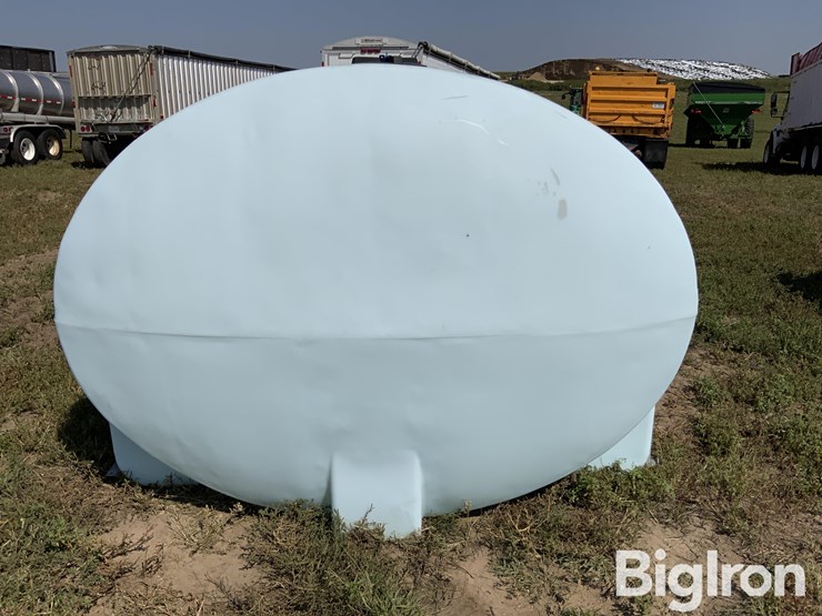 2550-gallon-poly-tank-image-6