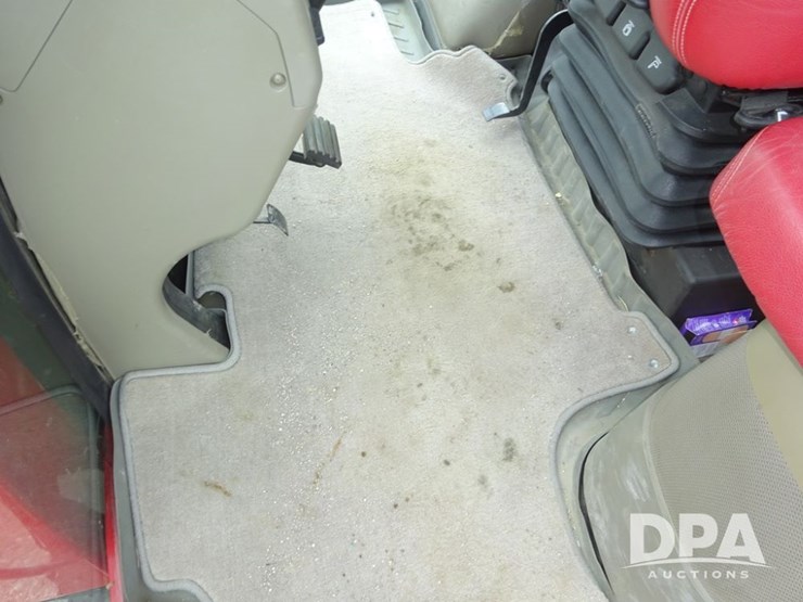 2019-case-ih-patriot-3340-image-117