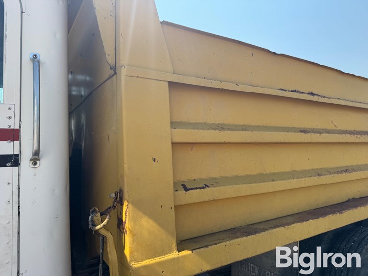 1976-international-f4270-image-14