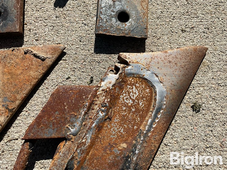 mag-38-anhydrous-knives-image-10