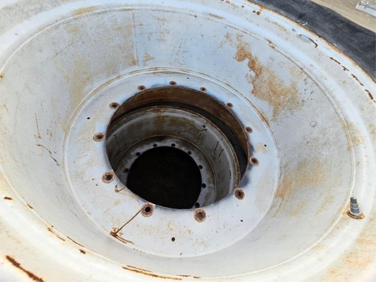 #3142-•-(2)-850-55-42-floater-tires-&-rims-image-5