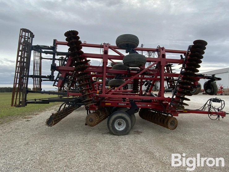 2012-case-ih-330-image-4