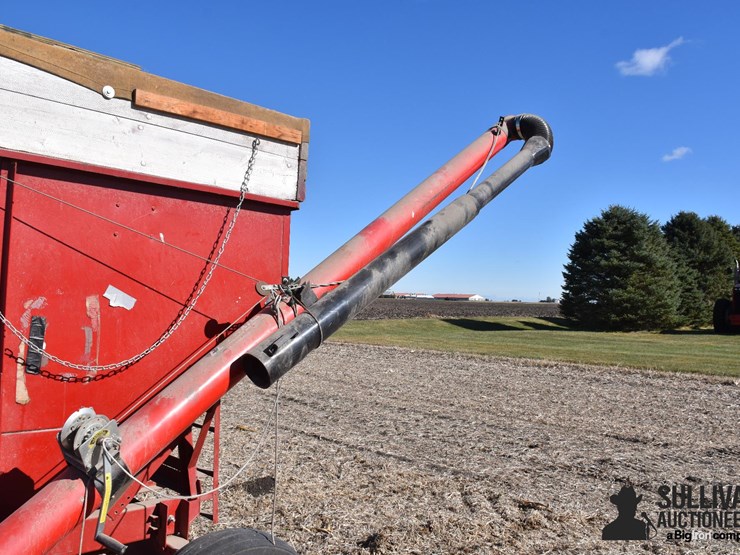 250-bu-gravity-wagon-image-18