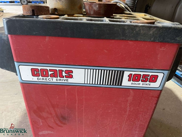 coats-1050-tire-balancer-image-5