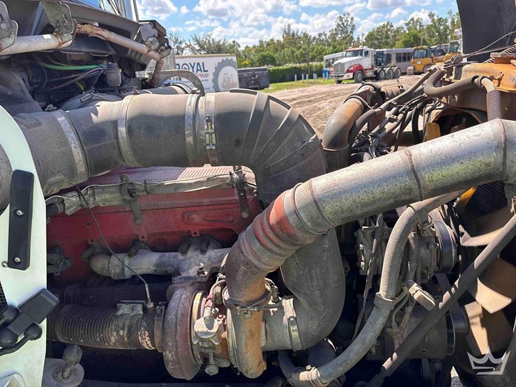 2007-kenworth-t800-image-10