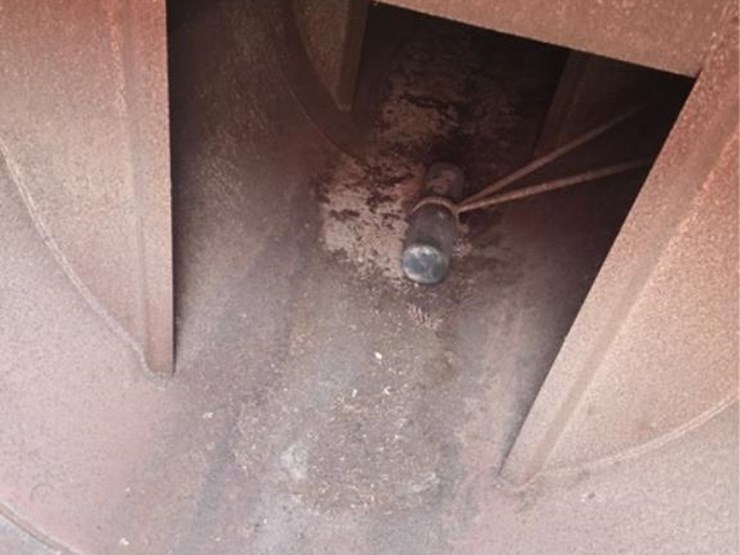 #22-•-2002-j-star-5600-manure-tank-image-34