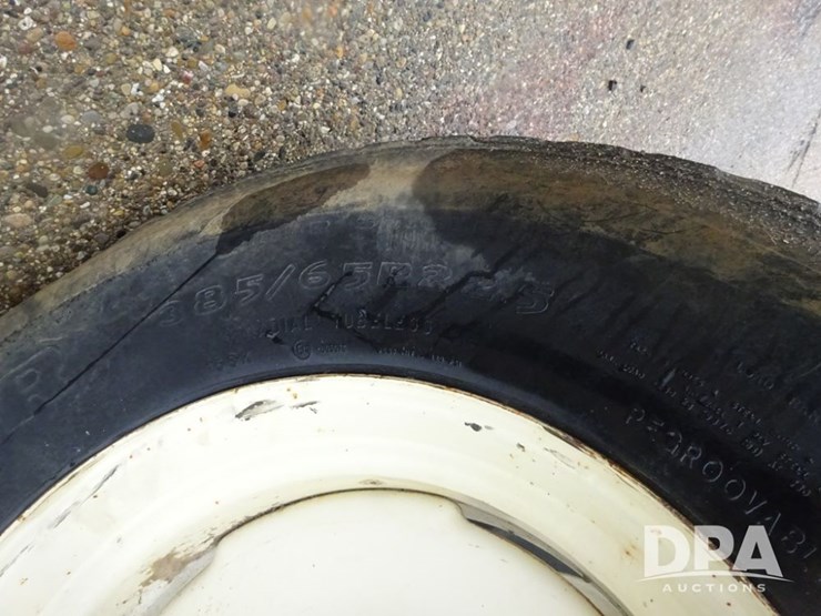 double-nh3-nurse-tanks-(pz14083,-unit-96111,-tank-4)-image-24