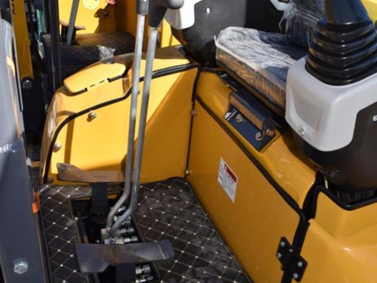 cfg-qk18r-mini-excavator-(serial-#-qk18r250904000008)-(k)-image-7