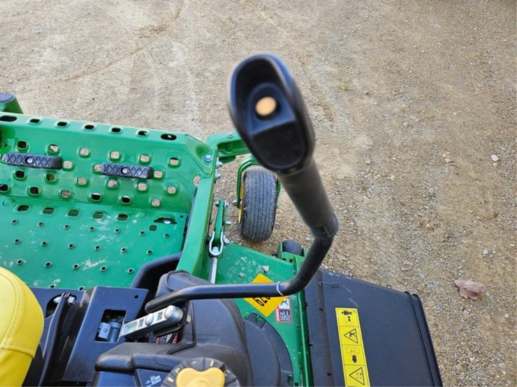 2020-john-deere-z930r-image-22