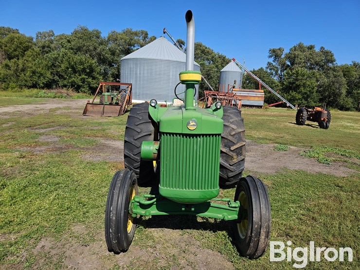 1949-john-deere-r-image-2