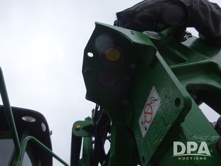2015-john-deere-r4038-image-61