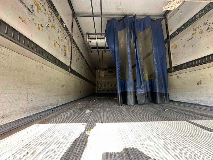 2015-great-dane-refrigerated-image-5