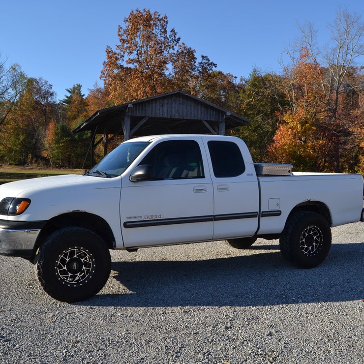 2000 TOYOTA TUNDRA