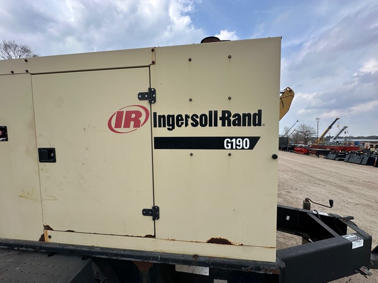 #2798-•-ingersoll-rand-g190-187-kw-generator-|-parts/repairs-image-32