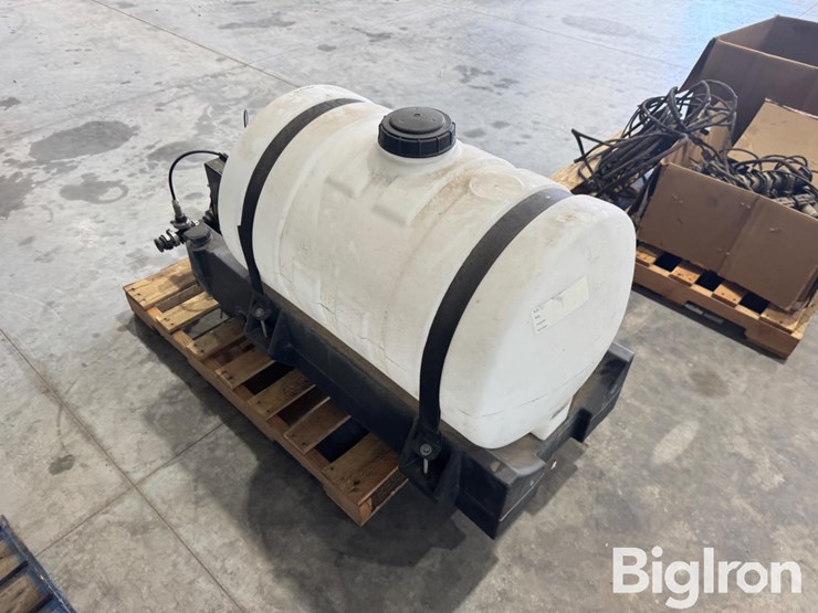 surefire-spartan-125-fertilizer-pump-&-tank-system-image-8