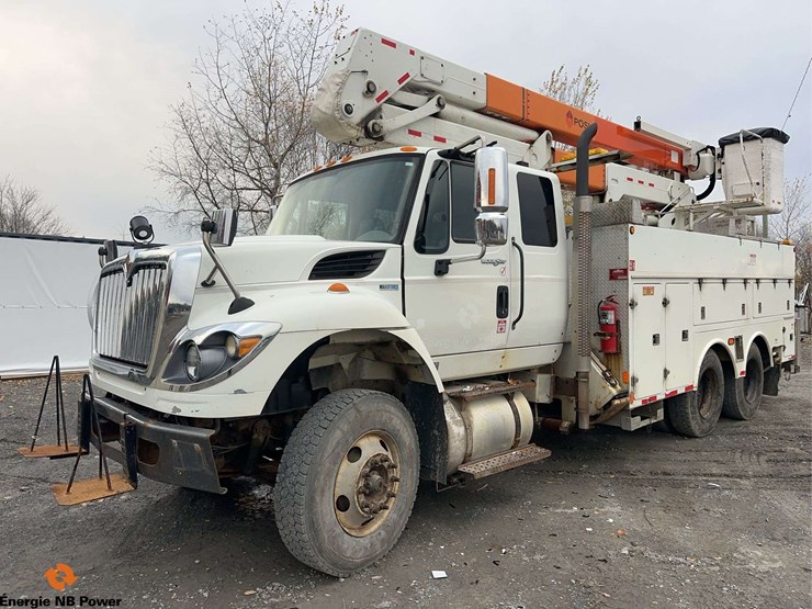 2012-international-7400-image-1